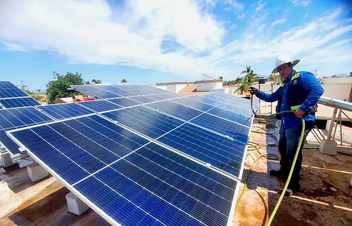 Servicios Mantenimiento Instalacion Paneles Solares ESSE Solar